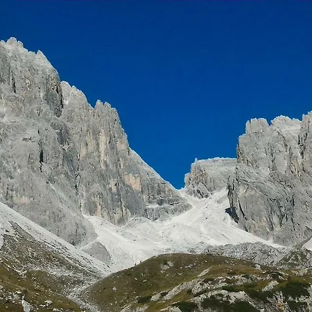 Balcone Sulle Dolomiti 2 Apartment *